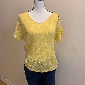 Yellow V-neck New Directions short-sleeve summer sweater, size S